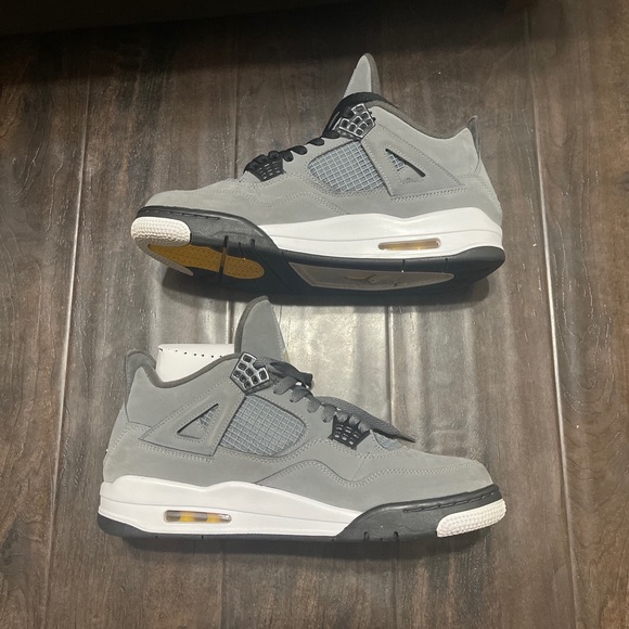 Jordan 4 cool grey 2019 - Picture 2 of 9